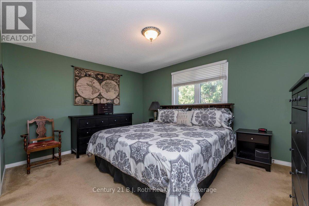 116 DYER DRIVE - 14