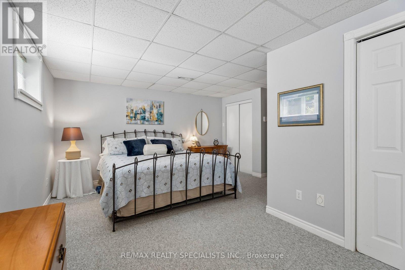 43 BUSH CRESCENT - Image 33
