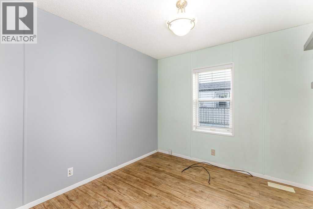 224, 37543 England Way - 14