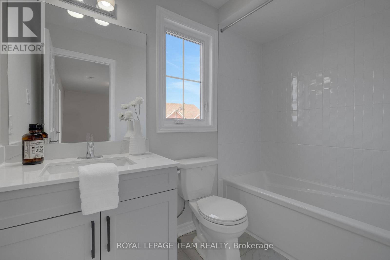 133 CELESTIAL GROVE - 40