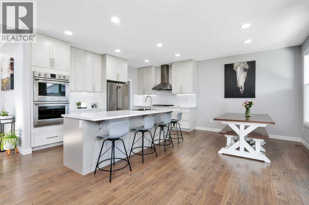Listing photo – 132 Hollman Close E, Penhold