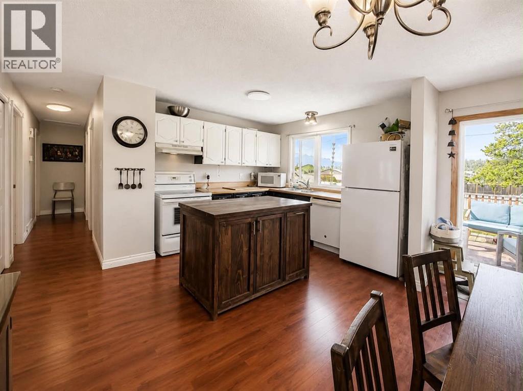 11307 Leonard Street — photo 7