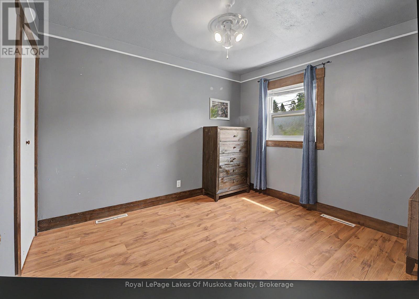 34 QUEEN STREET - 12