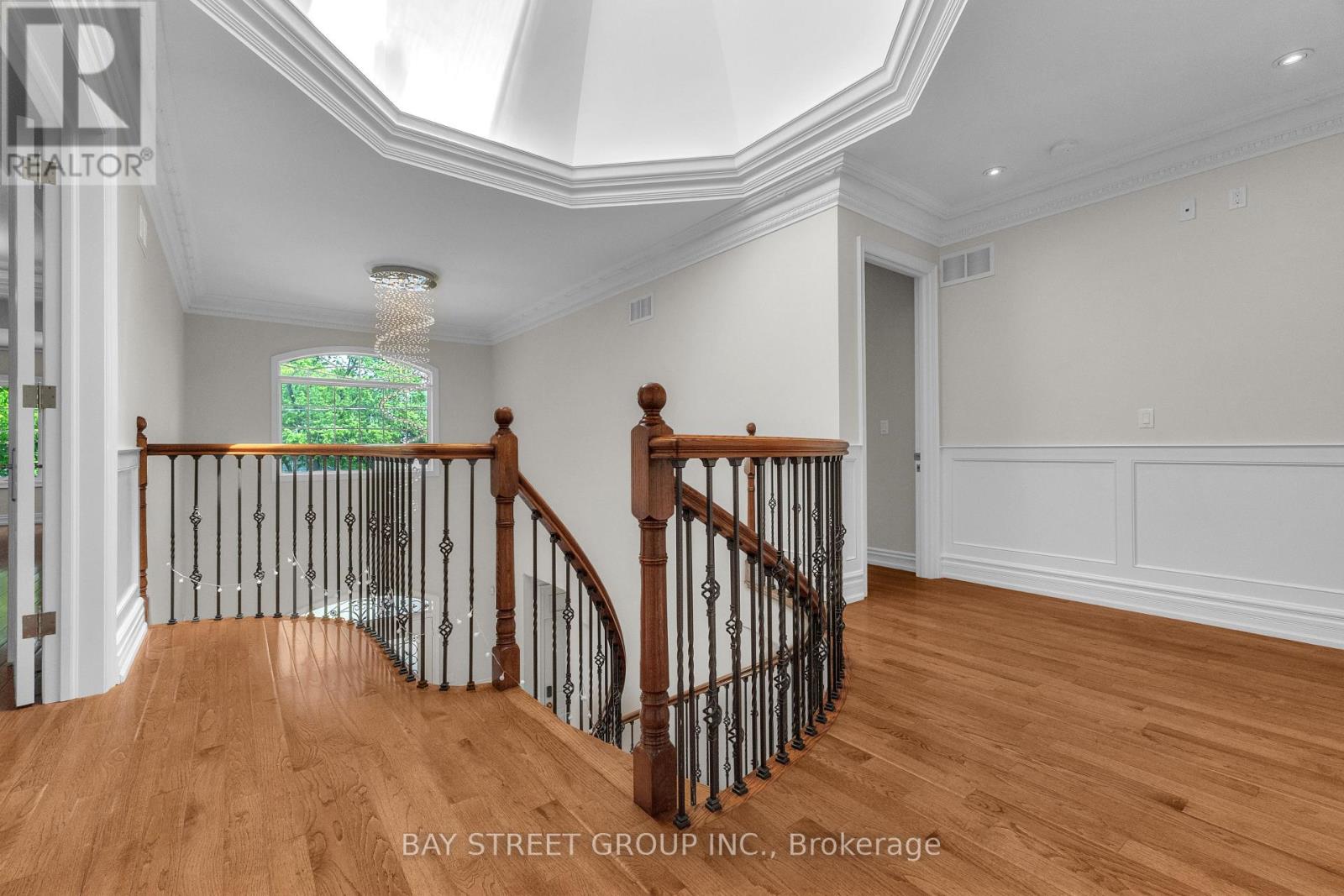 24 MURRAY AVENUE - 14