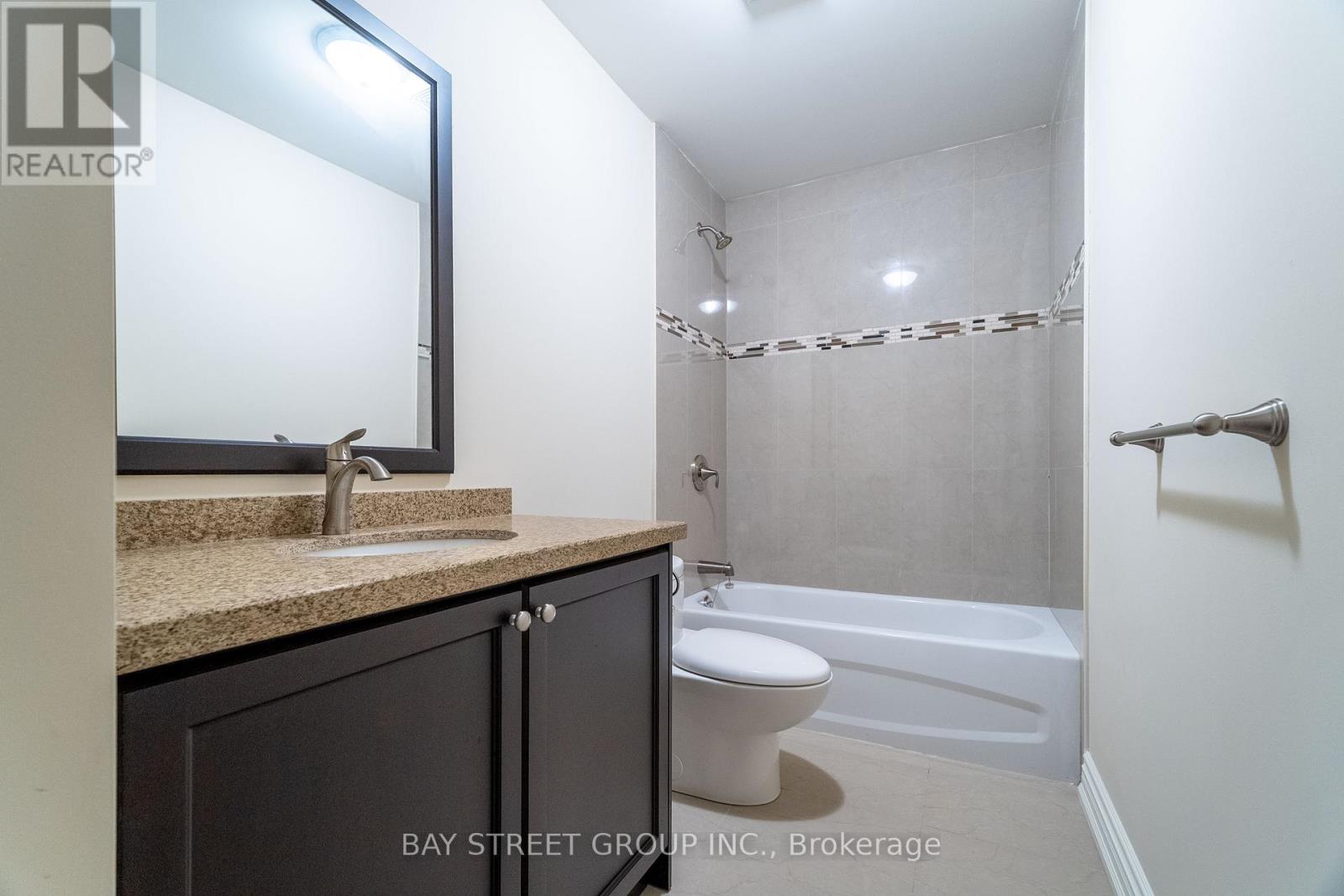24 MURRAY AVENUE - 33