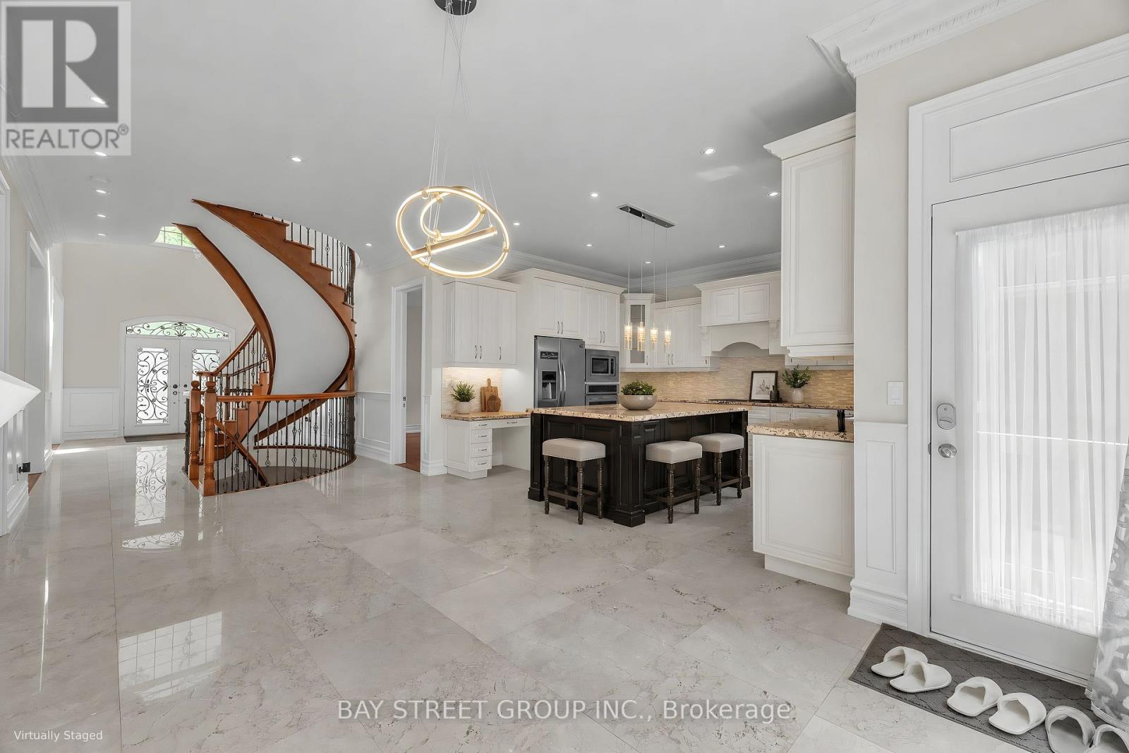 24 MURRAY AVENUE - 37