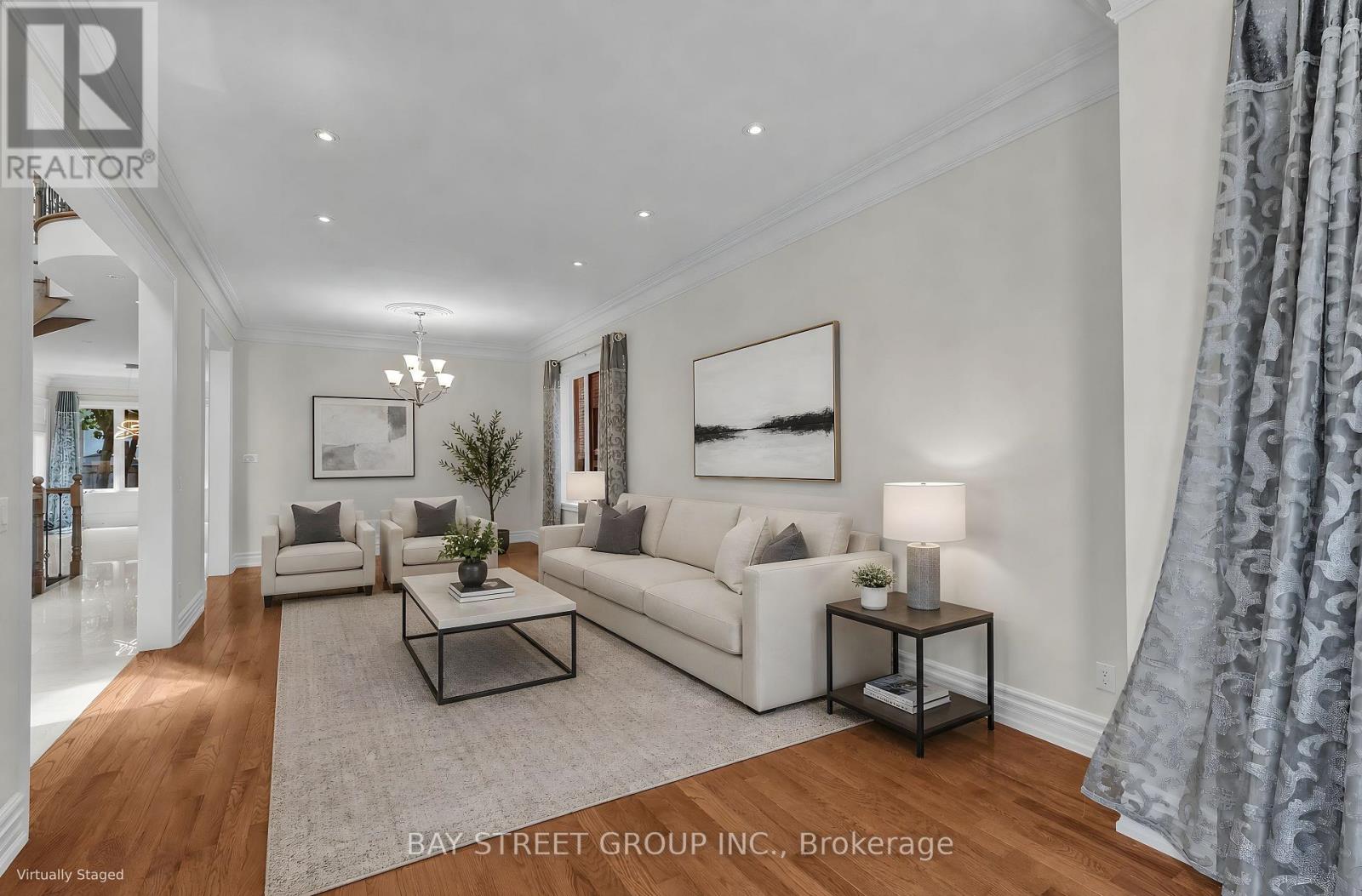 24 MURRAY AVENUE - 39