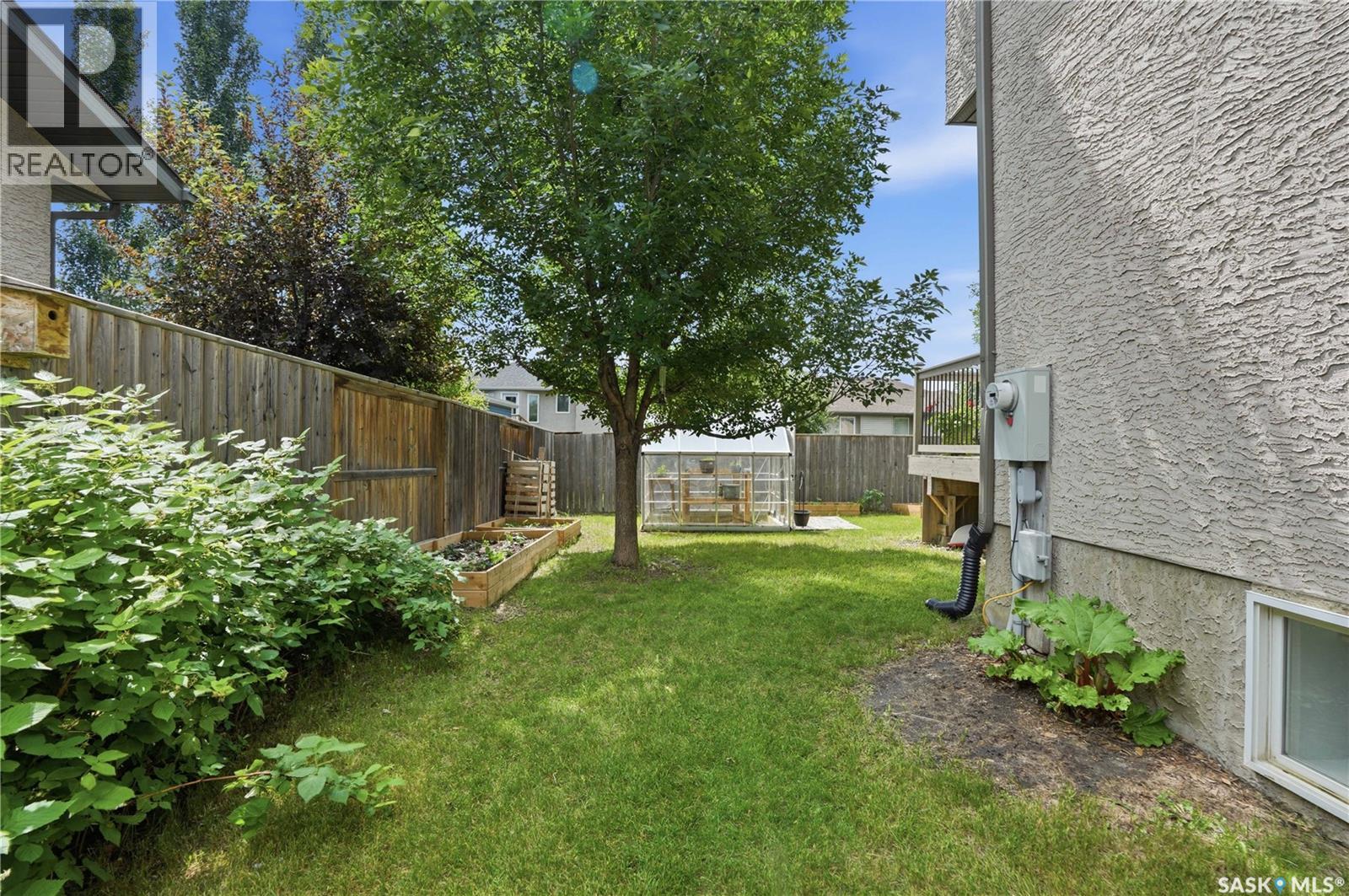 519 Ens CRESCENT — photo 46