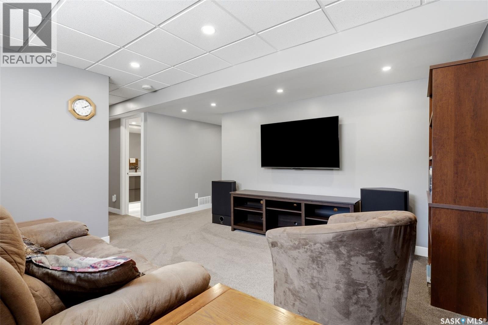 5113 Snowbirds CRESCENT - 36