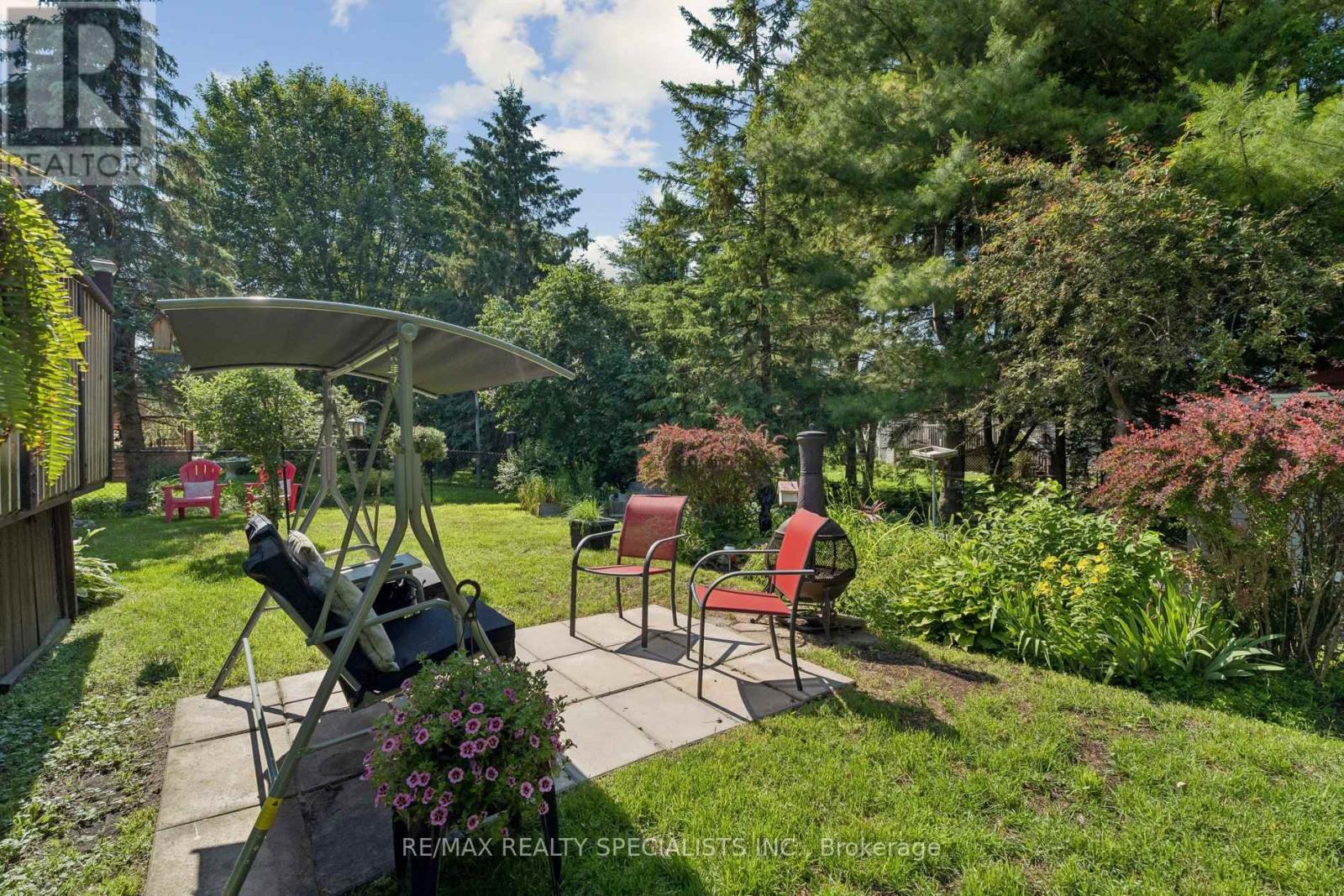 43 BUSH CRESCENT - 39
