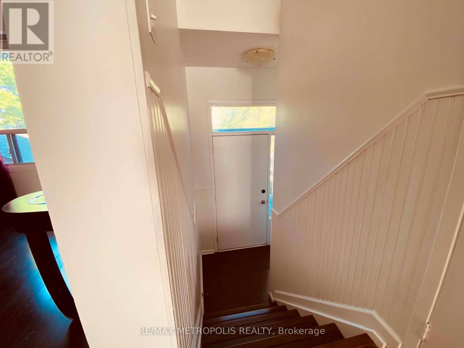 85 ELMVALE AVENUE - 15