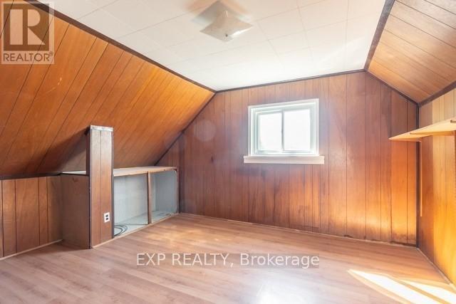 99 SANFORD AVENUE N - Image 11