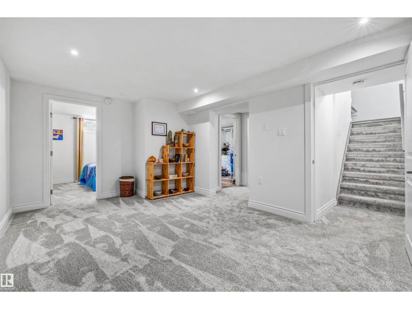 9438 89 ST — photo 34
