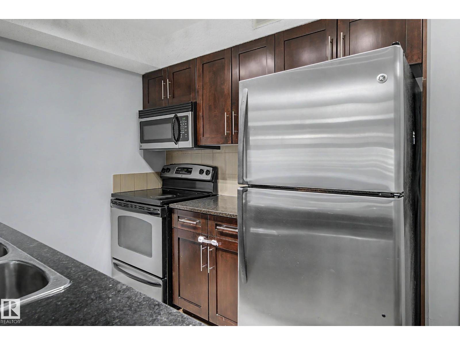 #108 11812 22 AV SW — photo 6