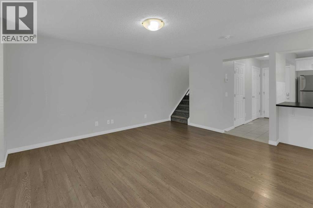 18 Windford Crescent SW - photo 5