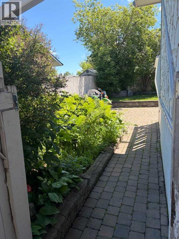 5144 35 Street E - 41