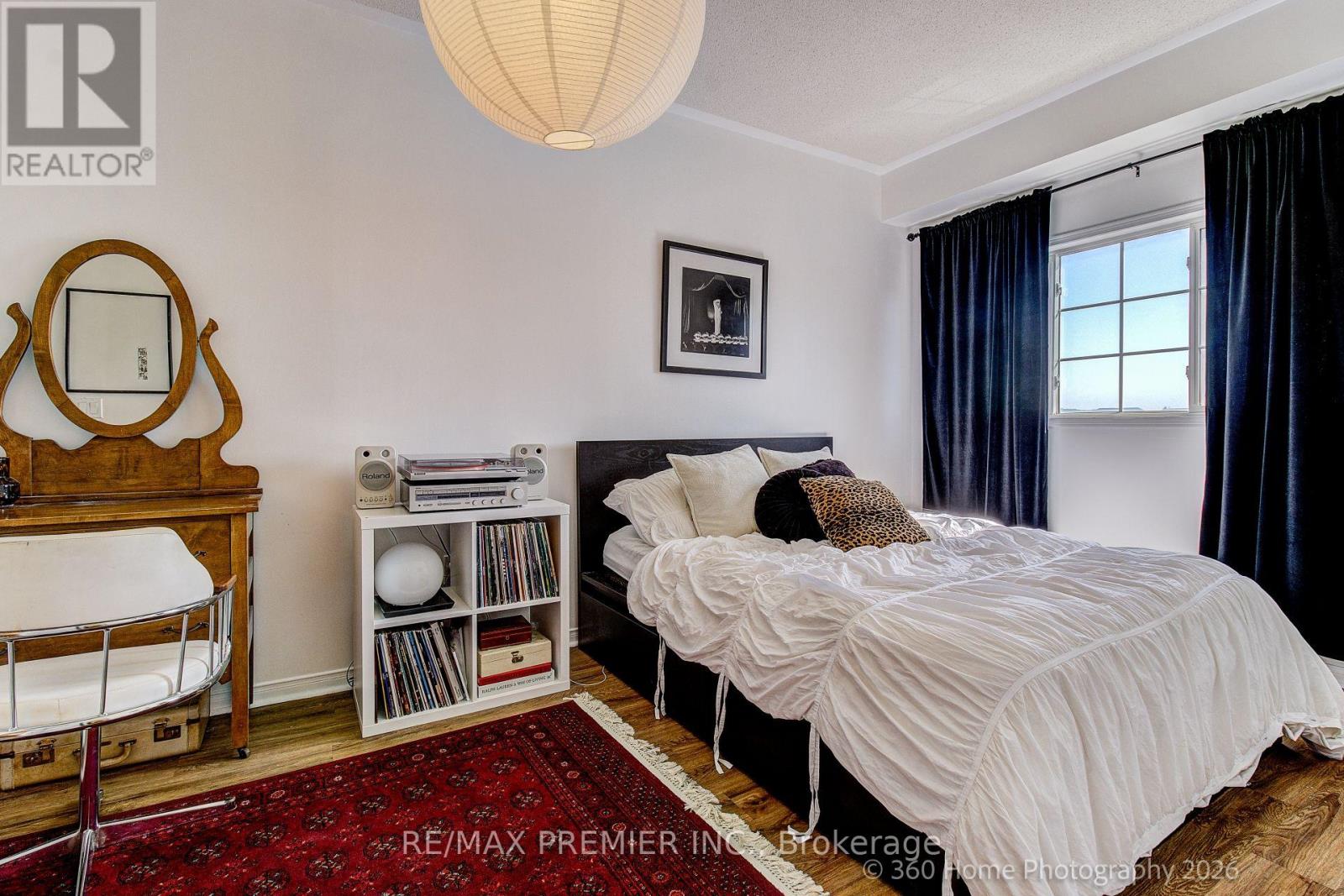 #A205 15 CORNELL MEADOWS AVENUE - 23