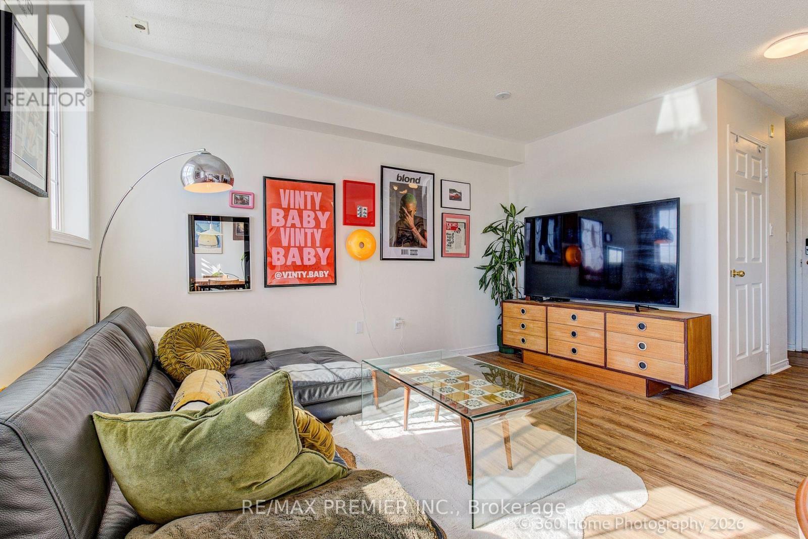 #A205 15 CORNELL MEADOWS AVENUE - 8