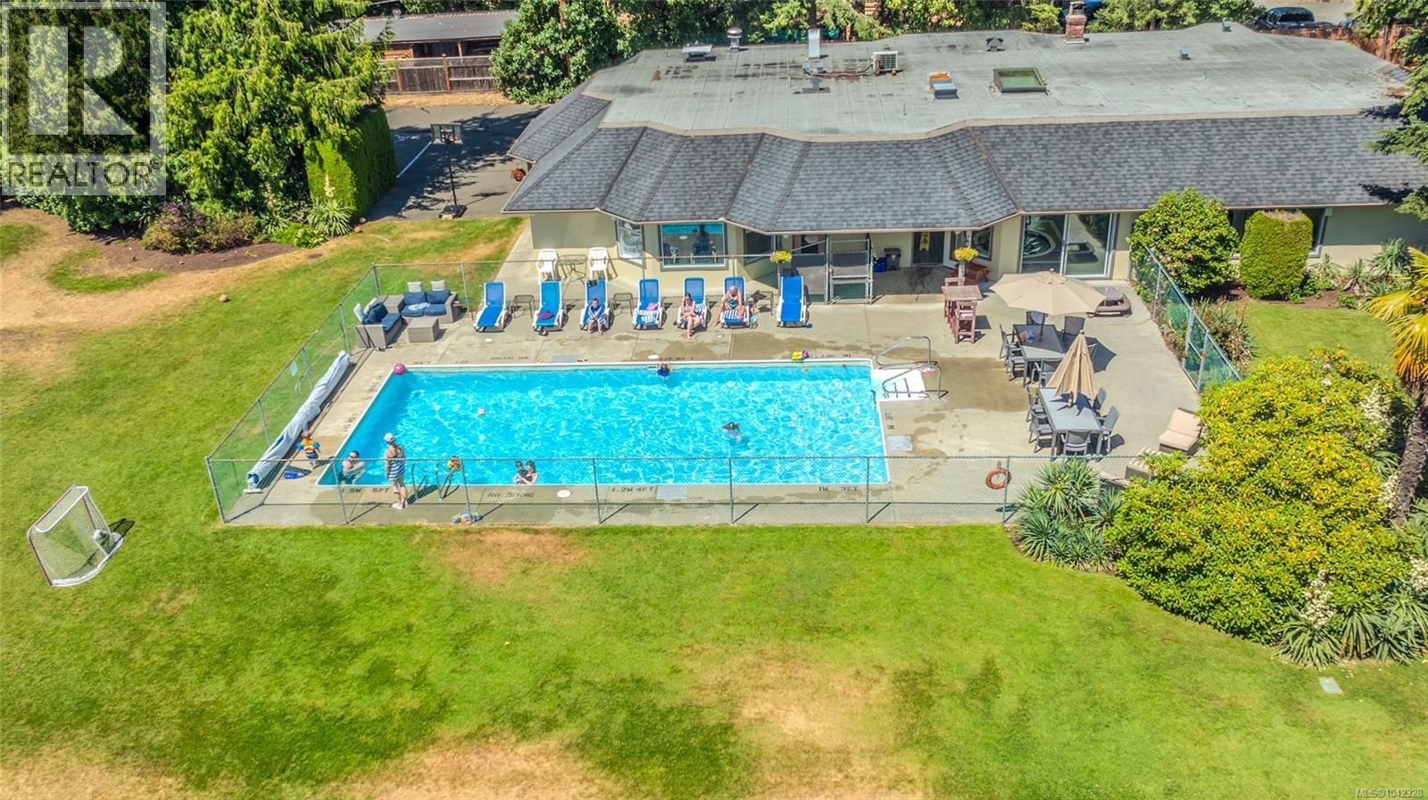 #31 1165 Resort Dr - 40