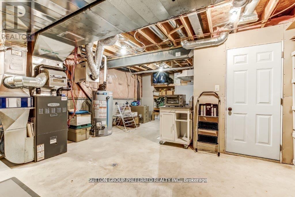 #23 124 NORTH CENTRE ROAD - 34