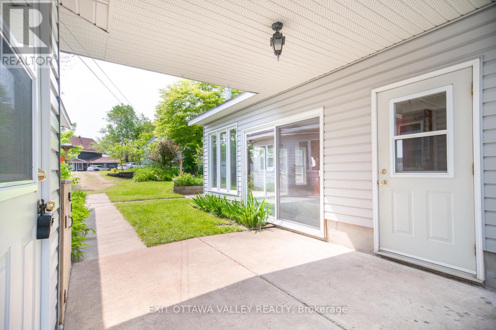 415 TRAFALGAR ROAD - 3