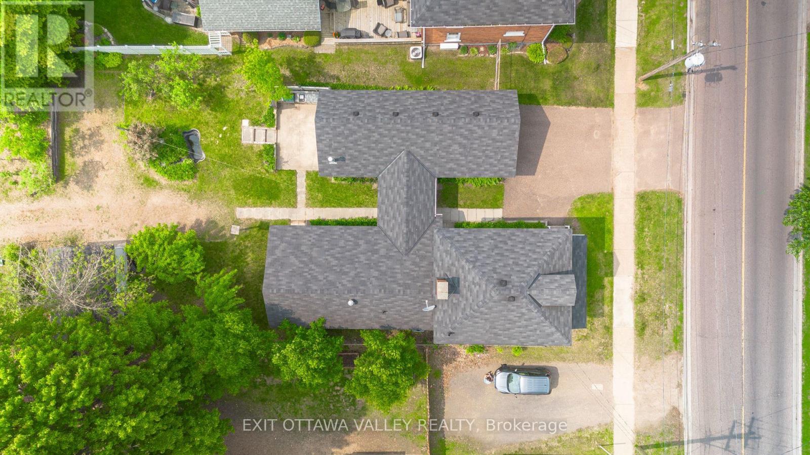 415 TRAFALGAR ROAD - 36