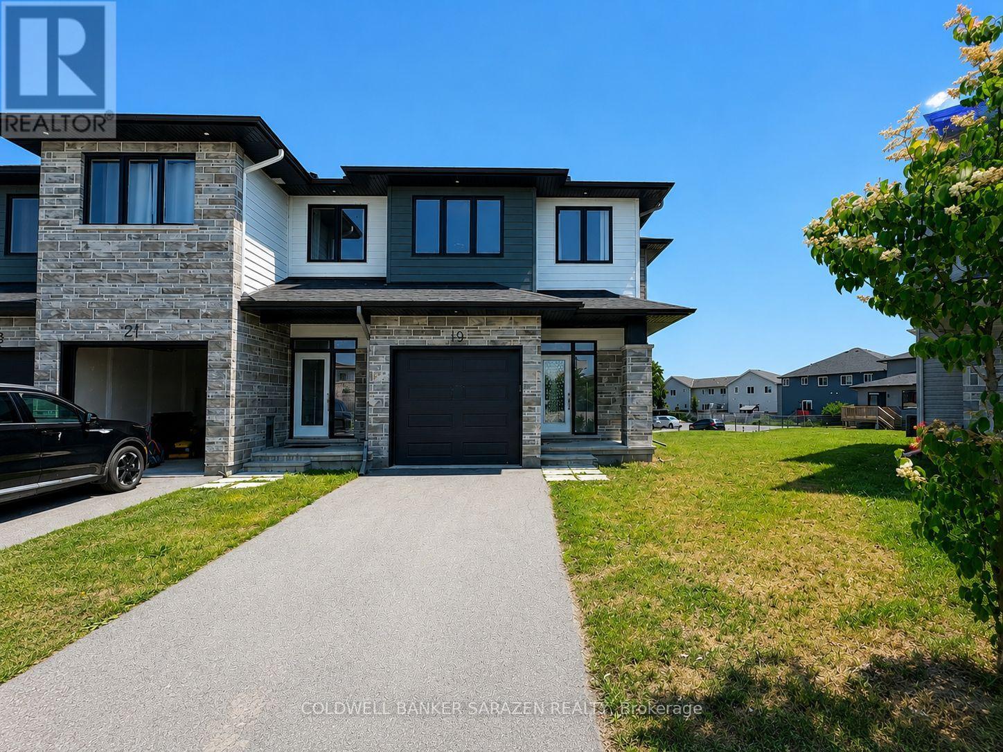 3 Bed, 3 Bath House for Rent in Arnprior – 19 MORRALL COURT, Arnprior – MLS# X13522804 - Image 1