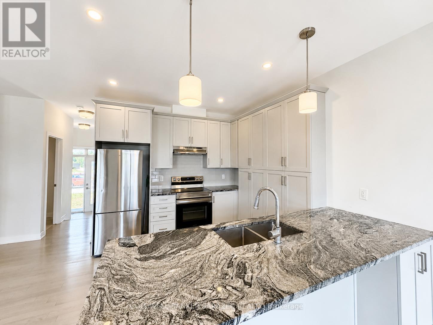 3 Bed, 3 Bath House for Rent in Arnprior – 19 MORRALL COURT, Arnprior – MLS# X13522804 - Image 4