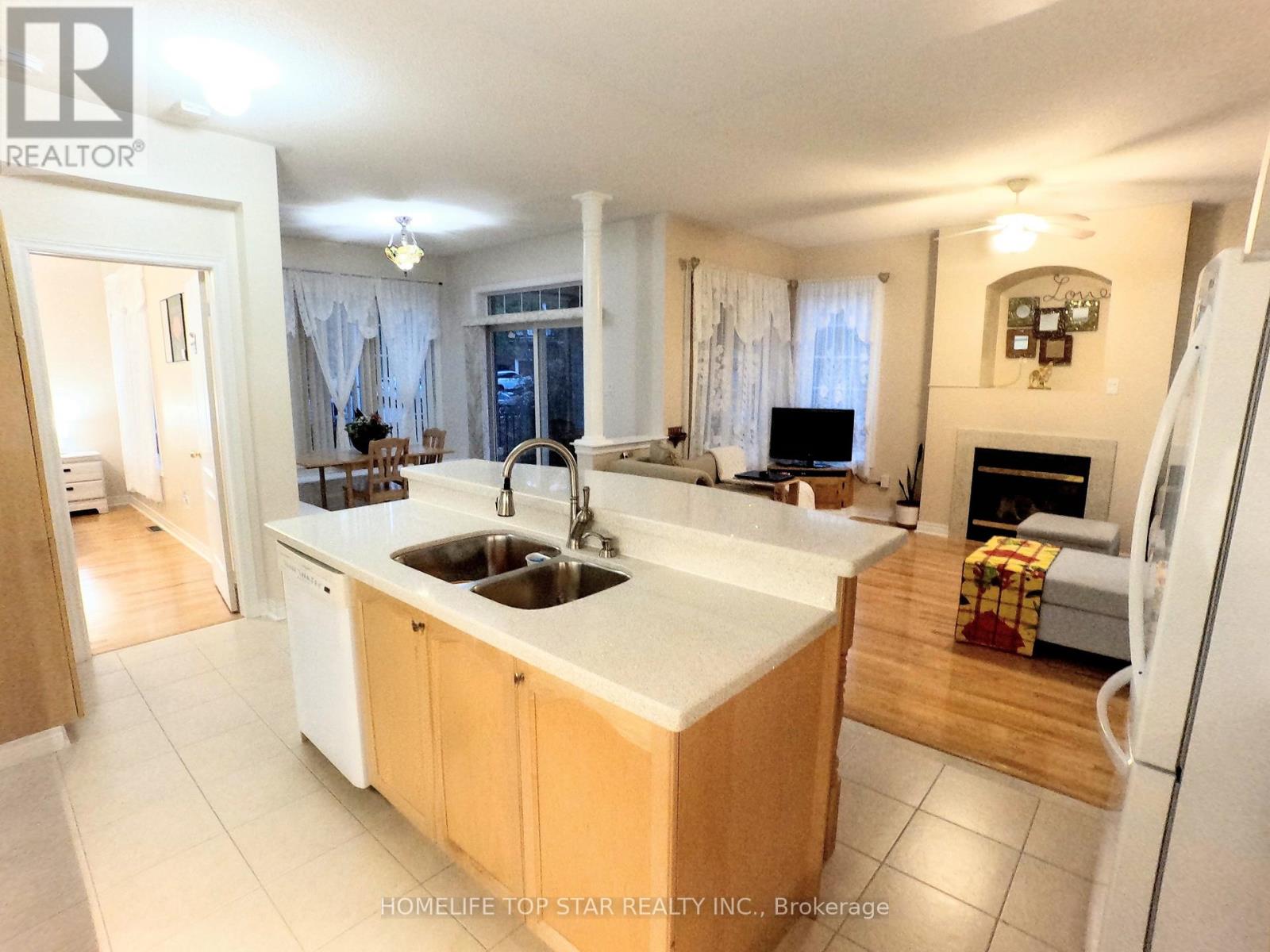 26 DELRAY DRIVE E - 15