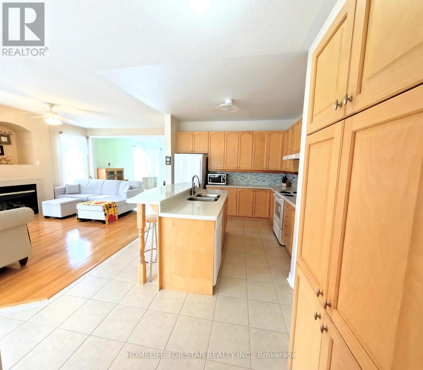 26 DELRAY DRIVE E - 21