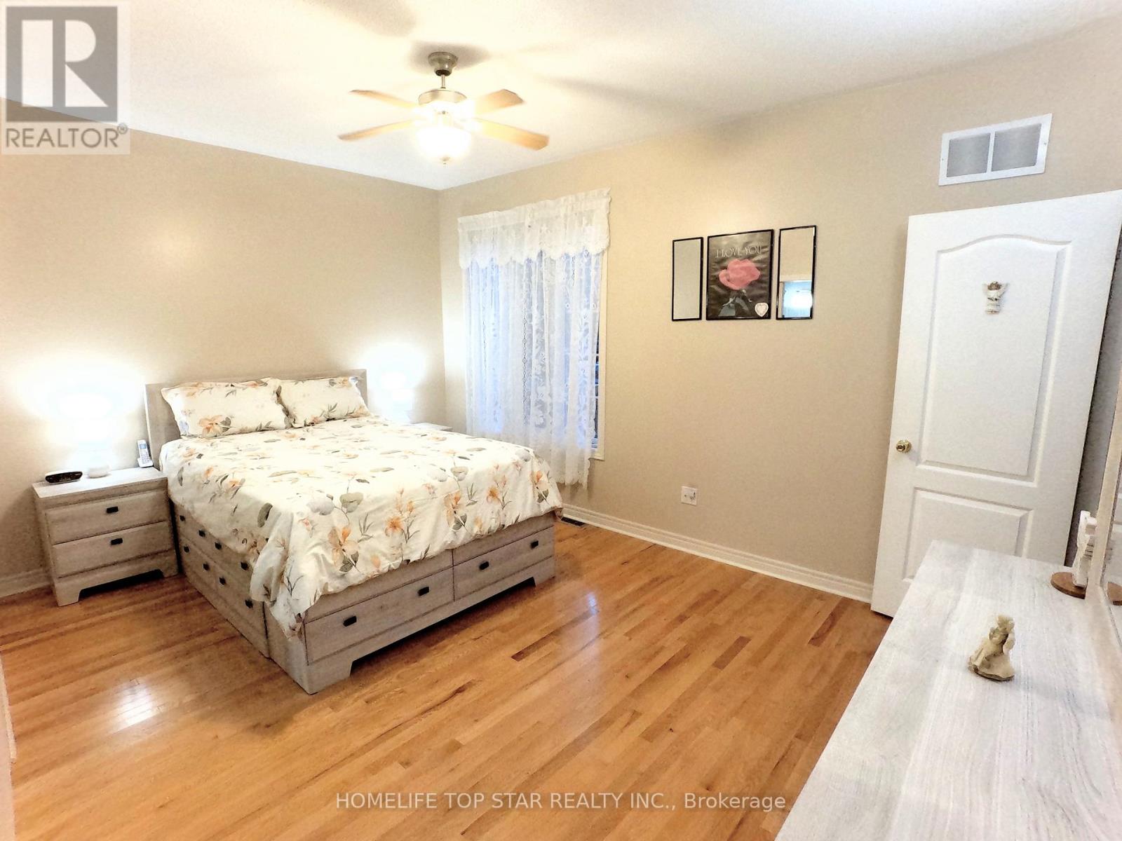 26 DELRAY DRIVE E - 27