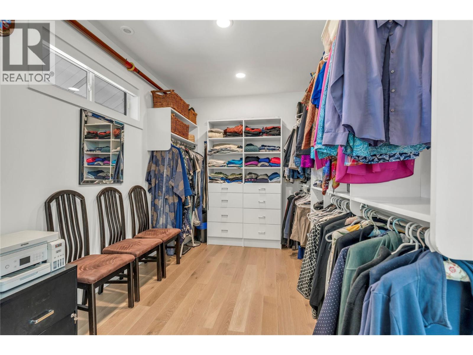 320 Parsons Road - 32