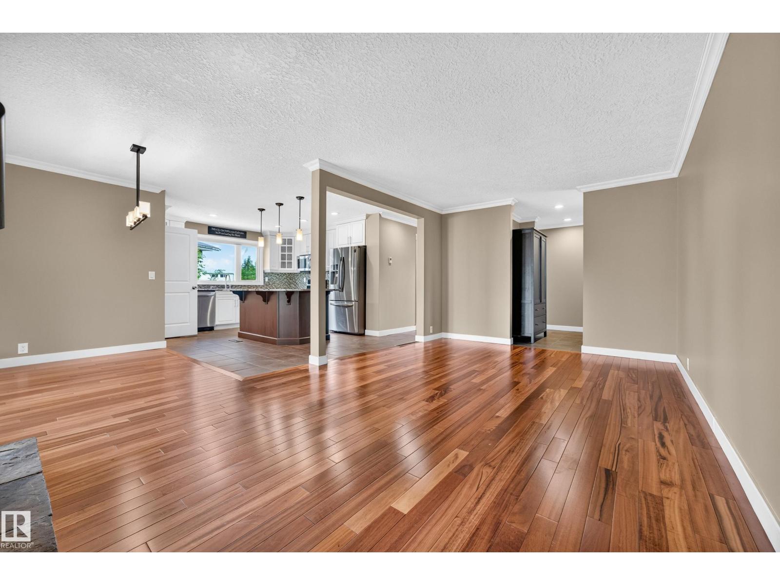 12819 45 ST NW - photo 5