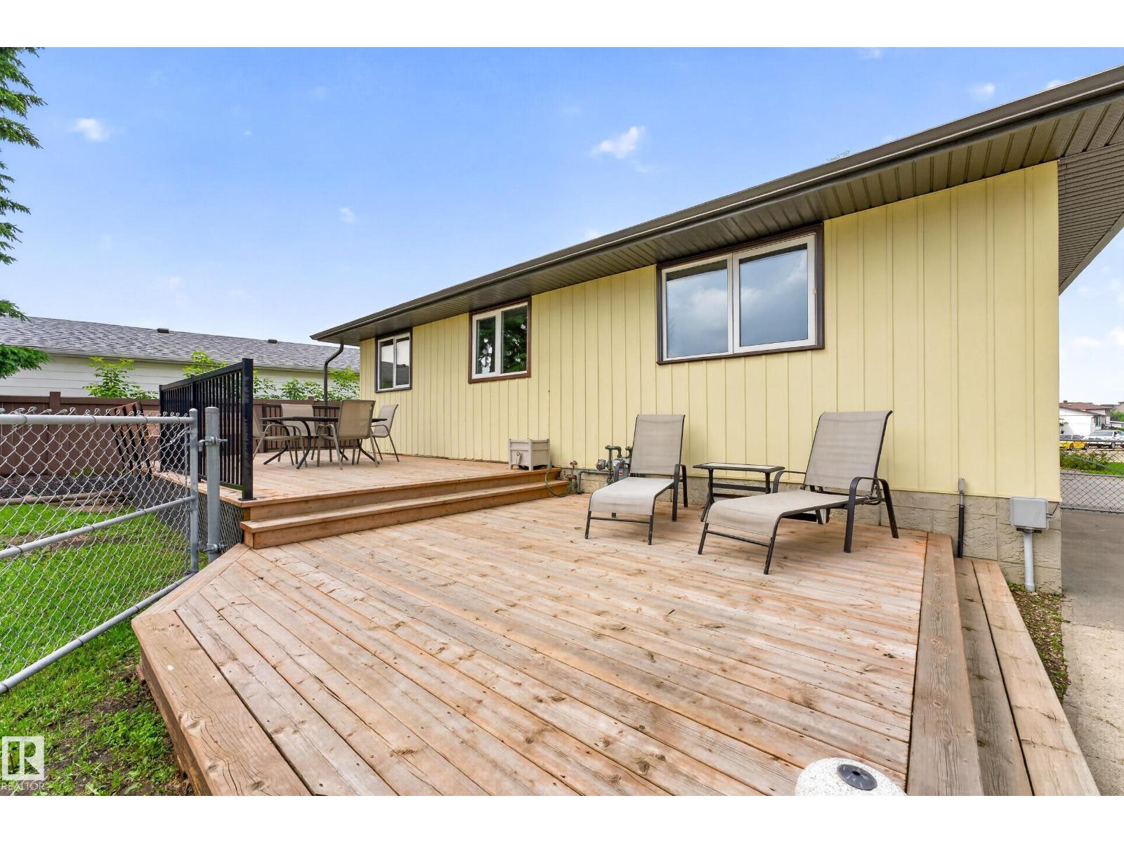 12819 45 ST NW - 53