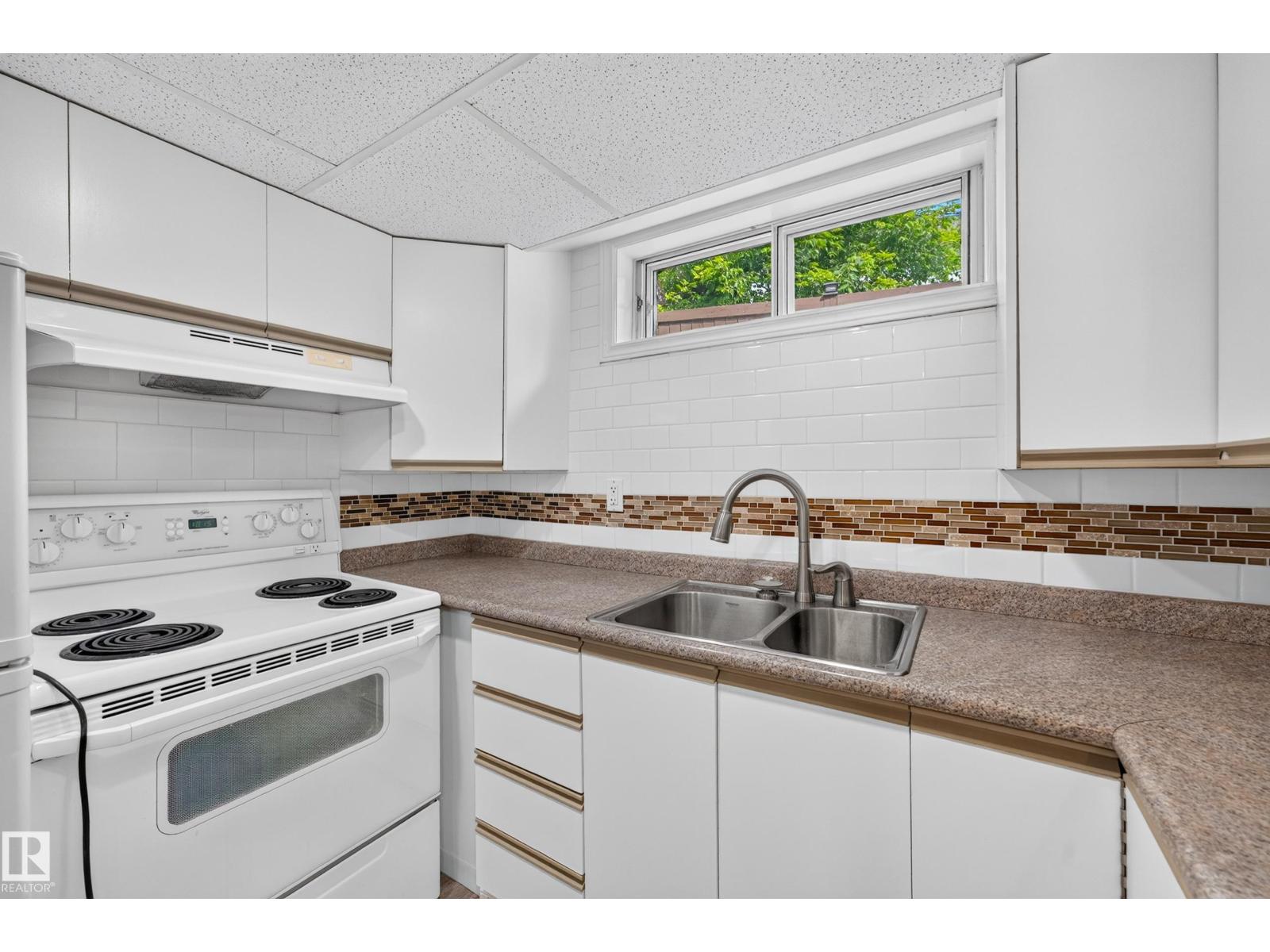 12819 45 ST NW - 37