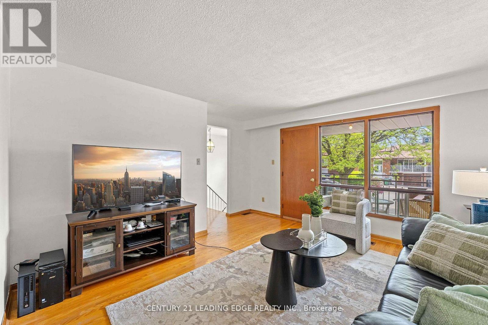 881 BLAIRHOLM AVENUE - 25