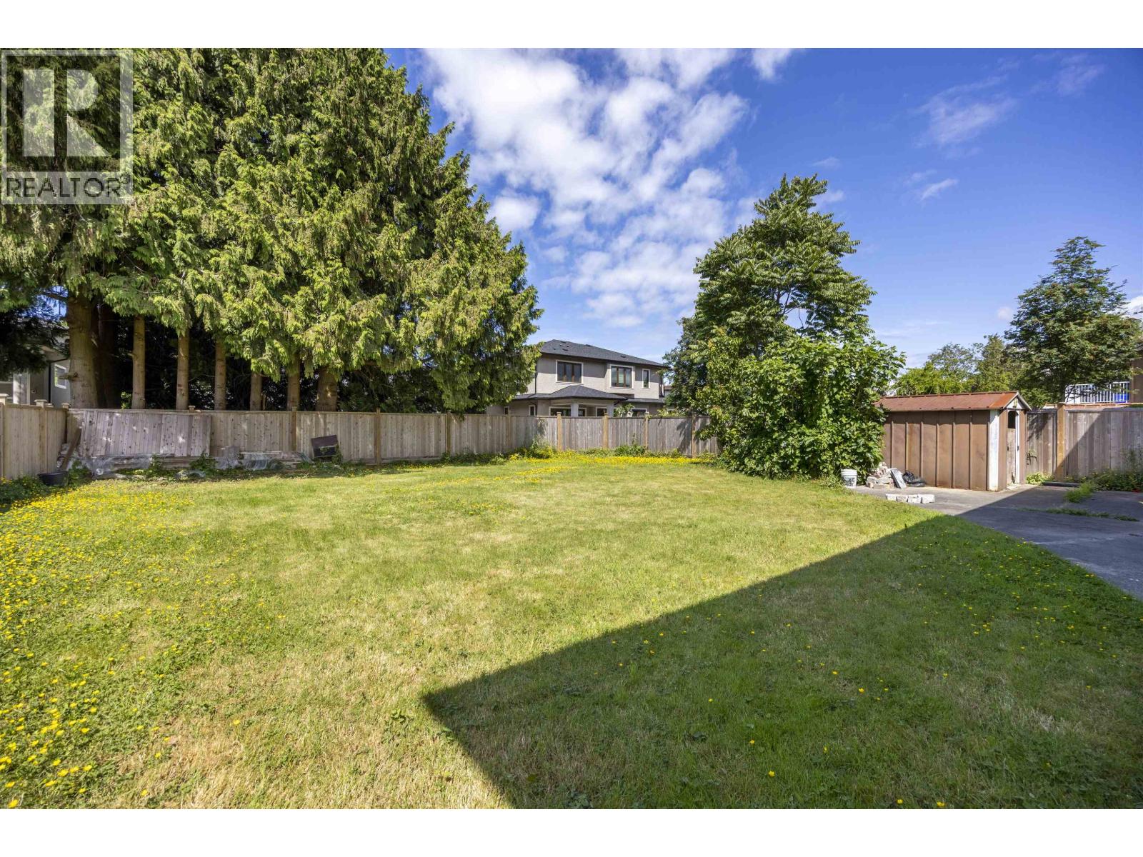6 Bed, 4 Bath House for Sale in Richmond – 7111 CAVELIER COURT, Richmond – MLS# R3141552 - Image 36