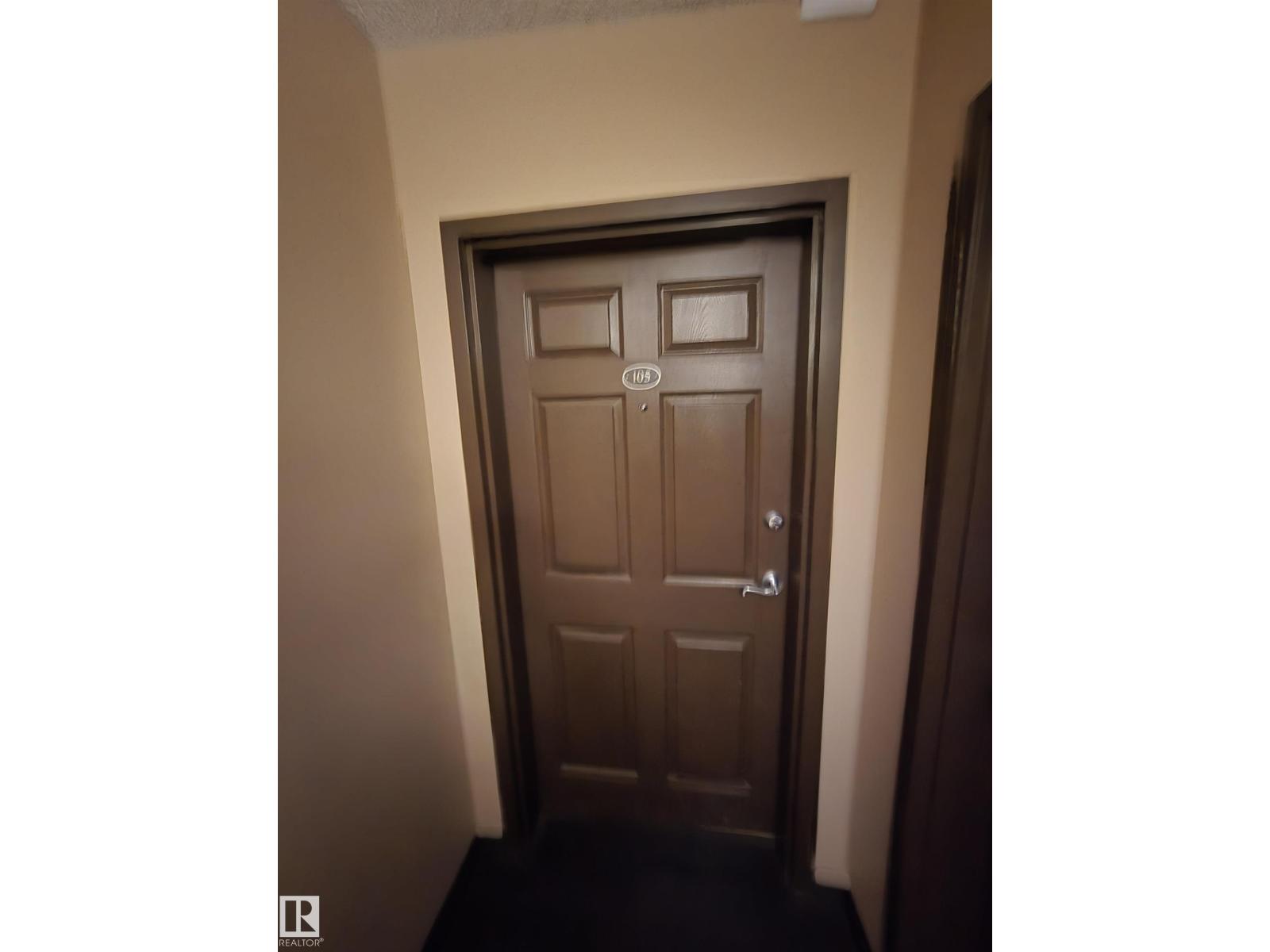 #105 11109 84 AV NW - 6