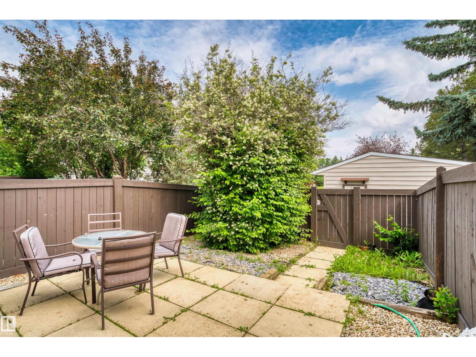 173 TUDOR LN NW - 22