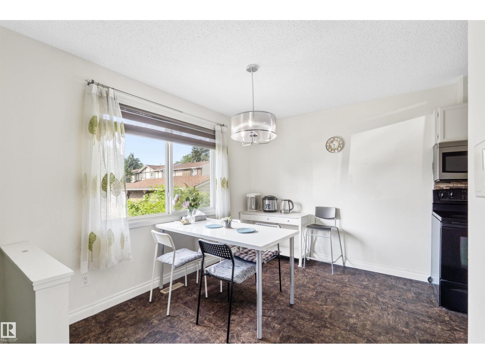 173 TUDOR LN NW - 3