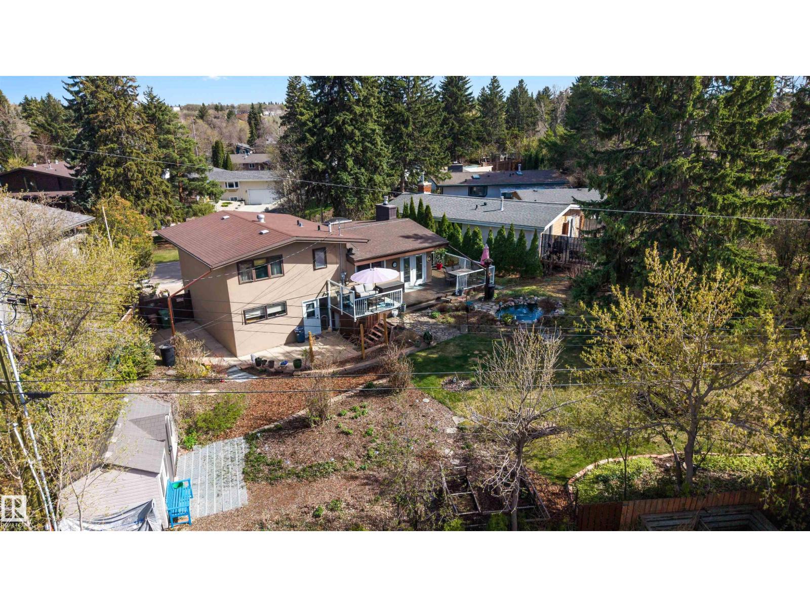 8 GARLAND PL - 37