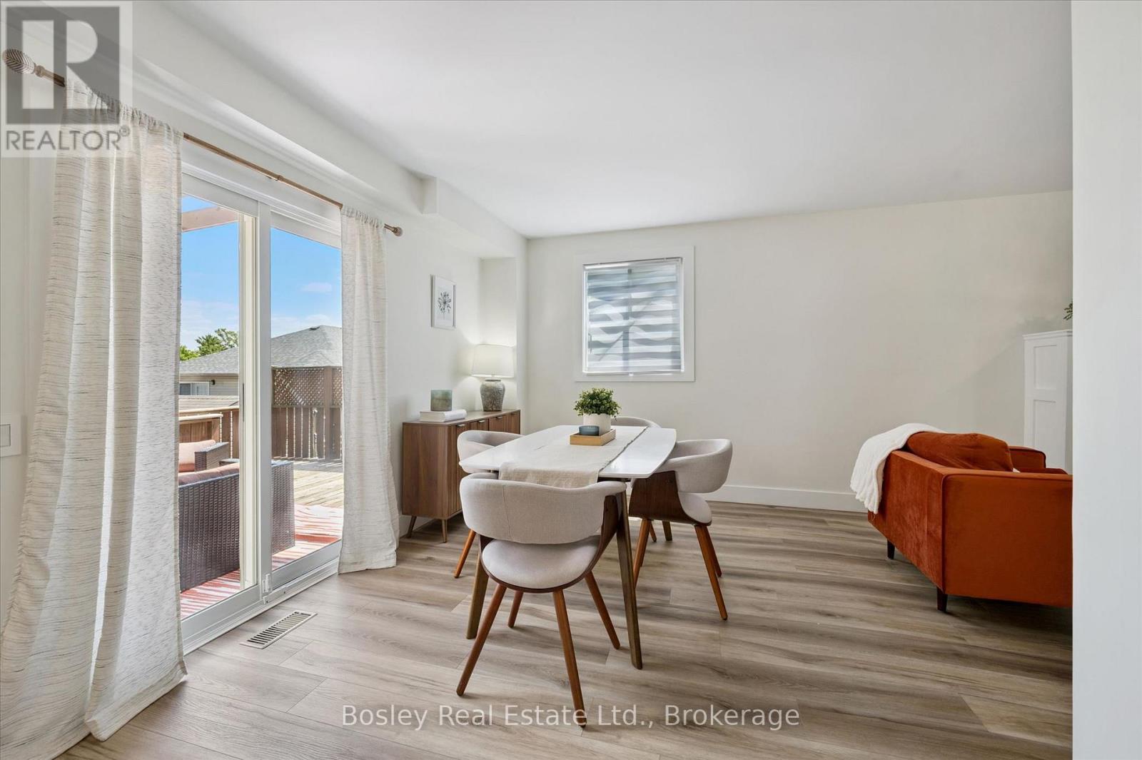 52 STIRLING MACGREGOR DRIVE - 11