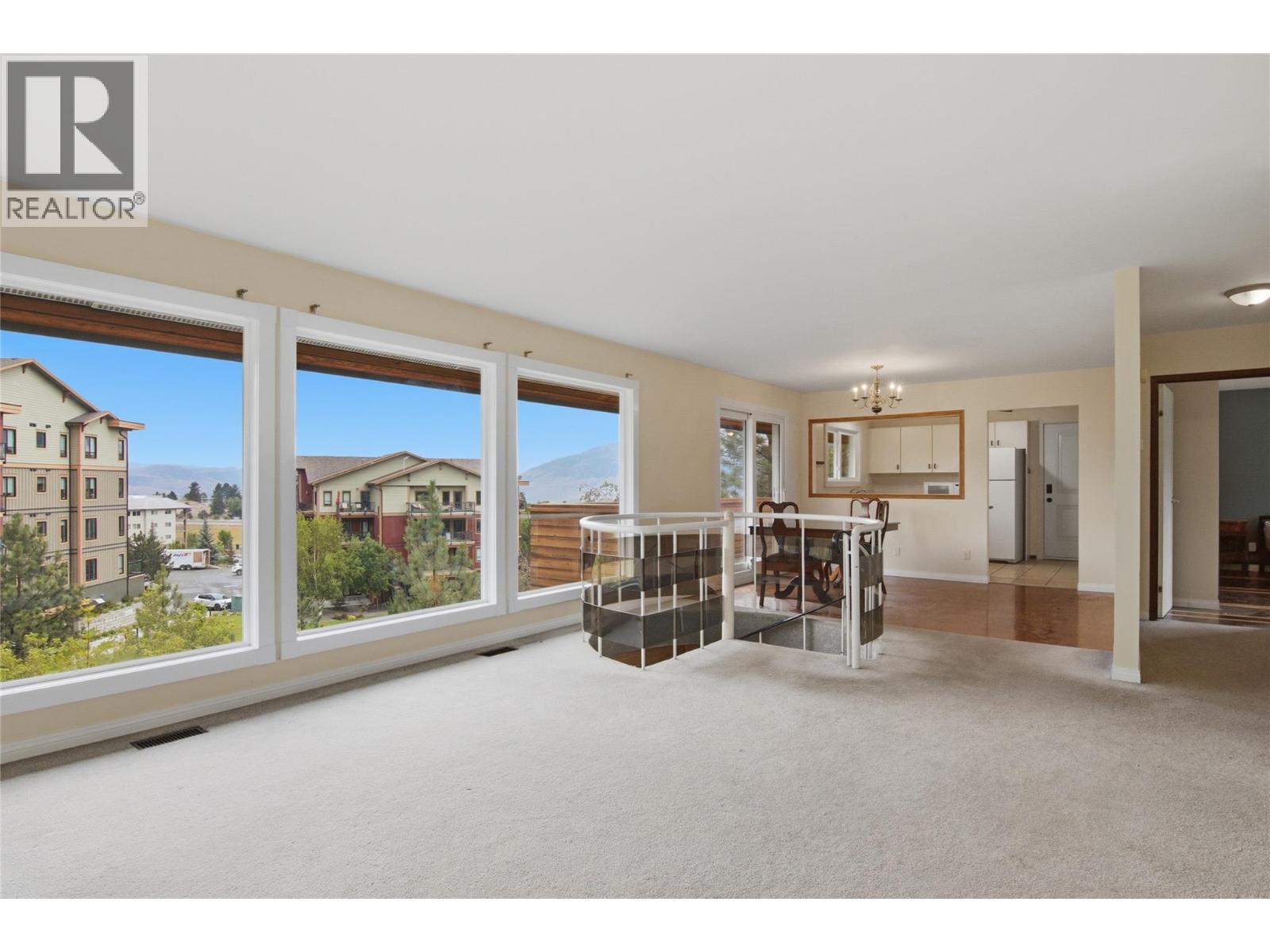 324 Whiteshield Crescent, Kamloops