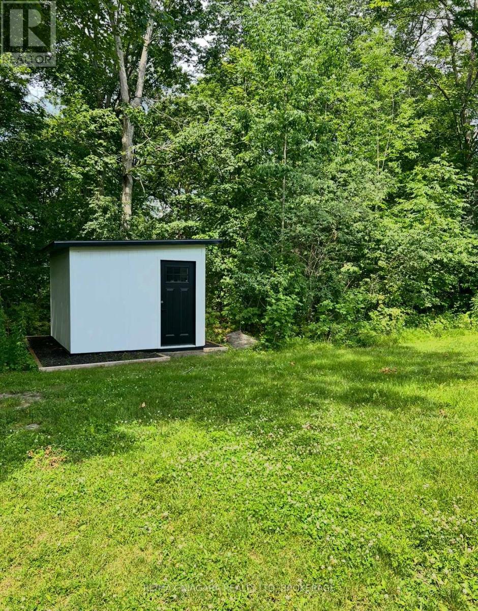 22 HICKORY LANE - 14