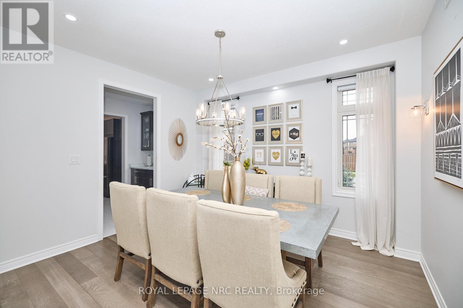 31 BERGENSTEIN CRESCENT - Image 14