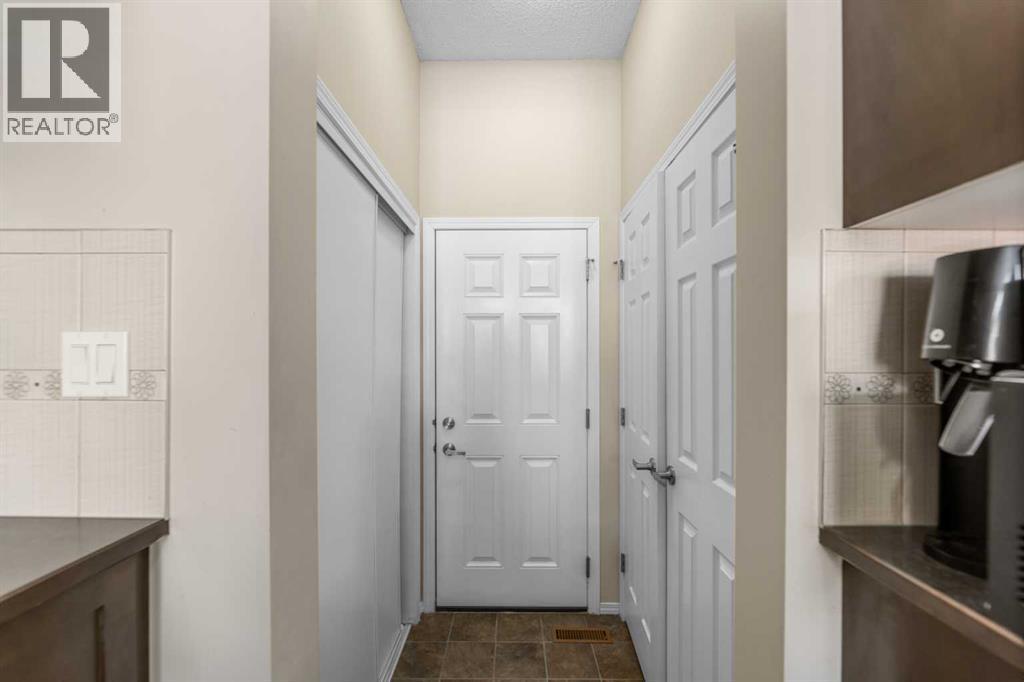 1148 Windhaven Close SW - 19