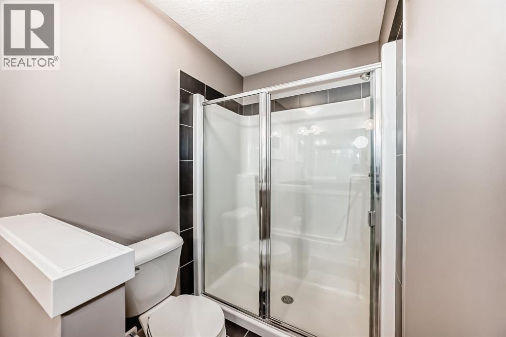 38 Precedence Glen - 26