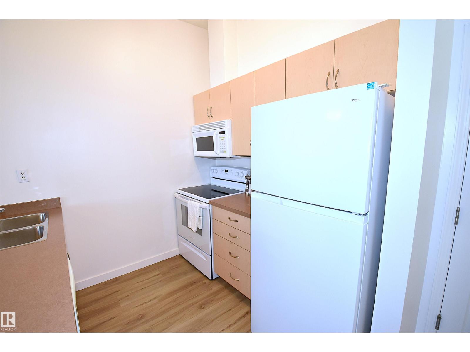#103 4310 33 ST - 13