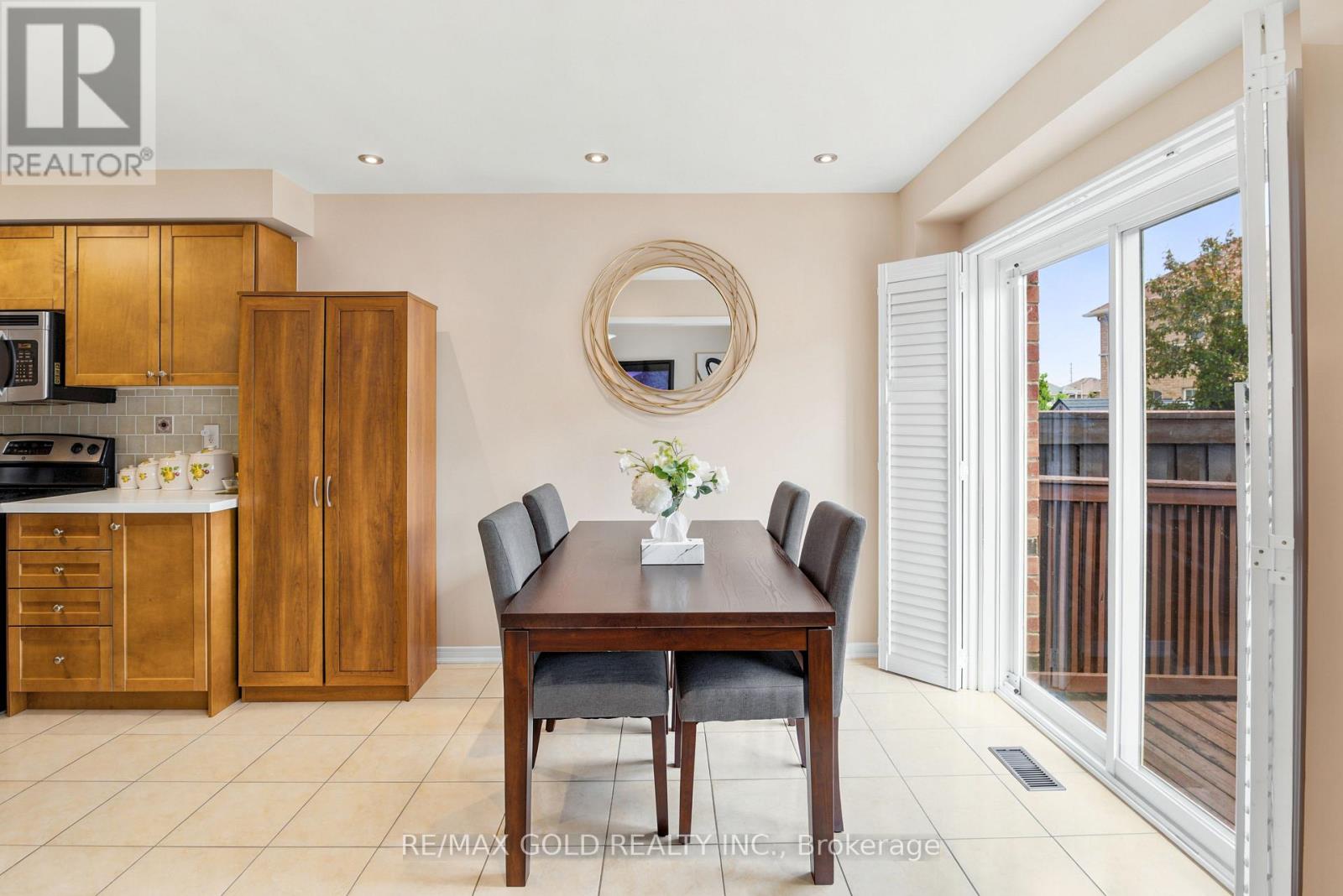222 FAIRWOOD CIRCLE - 13