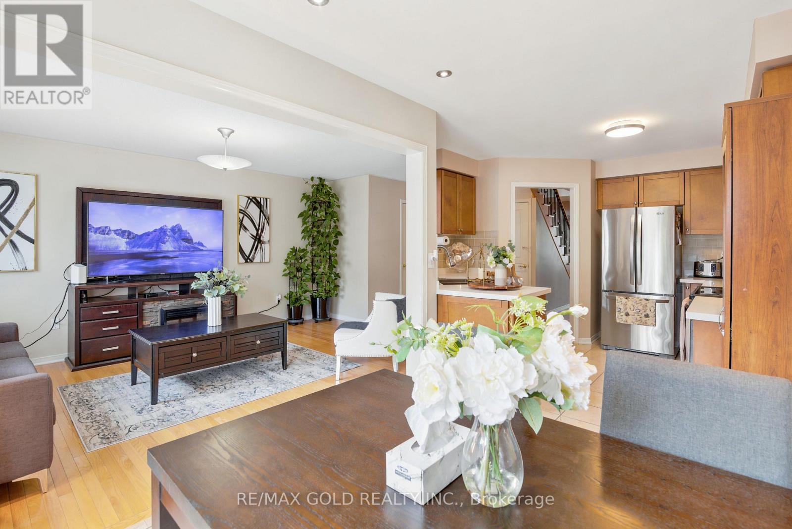 222 FAIRWOOD CIRCLE - 18